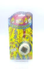 Tamagotchi Original P1/P2 White w/ spirals Bandai 1997 Virtual pet Boutique-Tamagotchis 3