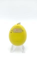 Tamagotchi Original P1/P2 Yellow w/ orange Bandai 1997 Boutique-Tamagotchis 4