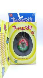 Tamagotchi Original P1/P2 Green w/ red Bandai 1997 English Boutique-Tamagotchis 3