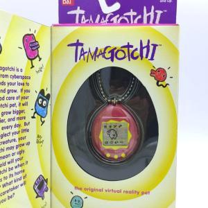 Tamagotchi Original P1/P2 Purple w/ yellow Original Bandai 1997 Boutique-Tamagotchis