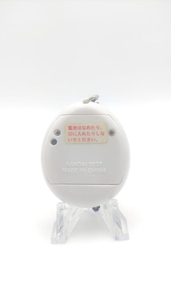 Tamagotchi Original P1/P2 White w/ spirals Bandai 1997 Virtual pet Boutique-Tamagotchis 3