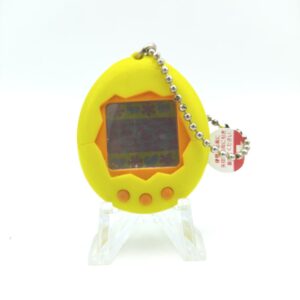 Tamagotchi Original P1/P2 Green w/ yellow Original Bandai 1997 Boutique-Tamagotchis 6