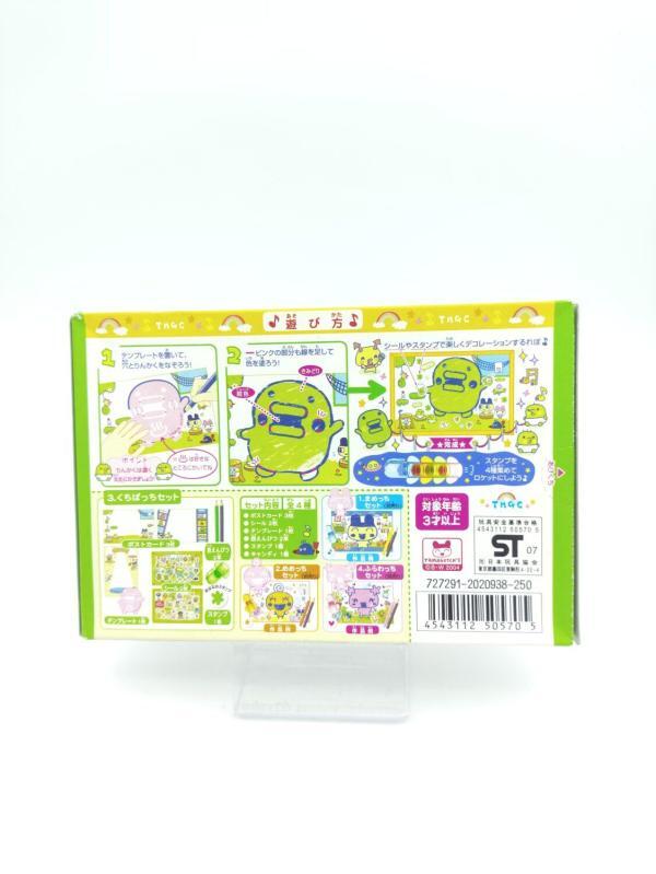 Tamagotchi cards making kuchipatchi Bandai Boutique-Tamagotchis 3 Tamagotchi cards making kuchipatchi Bandai Boutique-Tamagotchis 3