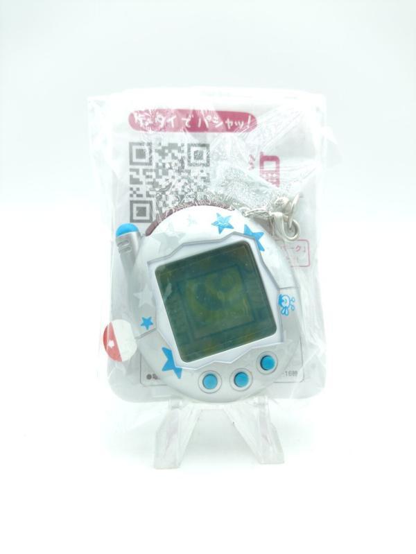 Tamagotchi Keitai Kaitsuu! Tamagotchi Plus Winter Set Blue Boutique-Tamagotchis 2