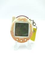 Tamagotchi Keitai Kaitsuu! Tamagotchi Plus Spring Set Boutique-Tamagotchis 3