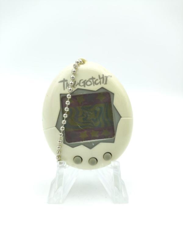 Tamagotchi Original P1/P2 White w/ grey Bandai 1997 English Boutique-Tamagotchis 2