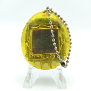 Tamagotchi Original P1/P2 Clear yellow Bandai 1997 Boutique-Tamagotchis