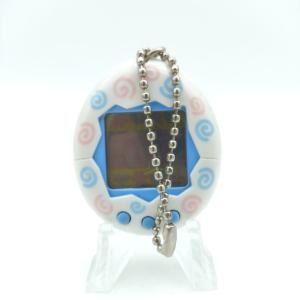 Tamagotchi Original P1/P2 White w/ spirals Bandai 1997 Virtual pet Boutique-Tamagotchis