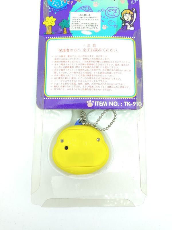 RakuRaku Dinokun Dinkie Dino Pocket Game Virtual Pet Yellow Boutique-Tamagotchis 4 RakuRaku Dinokun Dinkie Dino Pocket Game Virtual Pet Yellow Boutique-Tamagotchis 4