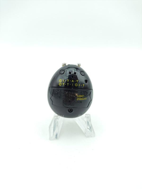 Tamagotchi Kamen Ridertchi 50th Anniversary Ver. Legacy Gold Boutique-Tamagotchis 3