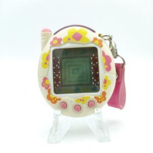 Tamagotchi Keitai Kaitsuu Tamagotchi Plus White Flowering Bandai Boutique-Tamagotchis