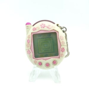Tamagotchi Keitai Kaitsuu Tamagotchi Plus White Flower Bandai Boutique-Tamagotchis 2