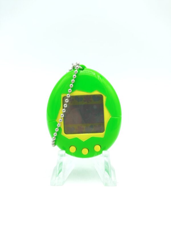 Tamagotchi Original P1/P2 Green w/ yellow Original Bandai 1997 Boutique-Tamagotchis 2
