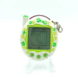 Tamagotchi Keitai Kaitsuu Tamagotchi Plus White Clover Bandai Boutique-Tamagotchis