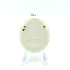Tamagotchi Original P1/P2 White w/ blue Original Bandai 1997 Boutique-Tamagotchis 3