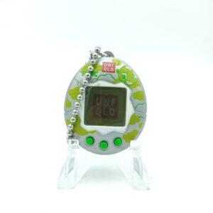 Tamagotchi Bandai Original Chibi Mini Grey w/ green uniqlo Boutique-Tamagotchis