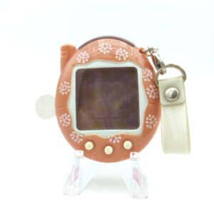 Tamagotchi Keitai Kaitsuu! Tamagotchi Plus Akai Pink Fruit Boutique-Tamagotchis