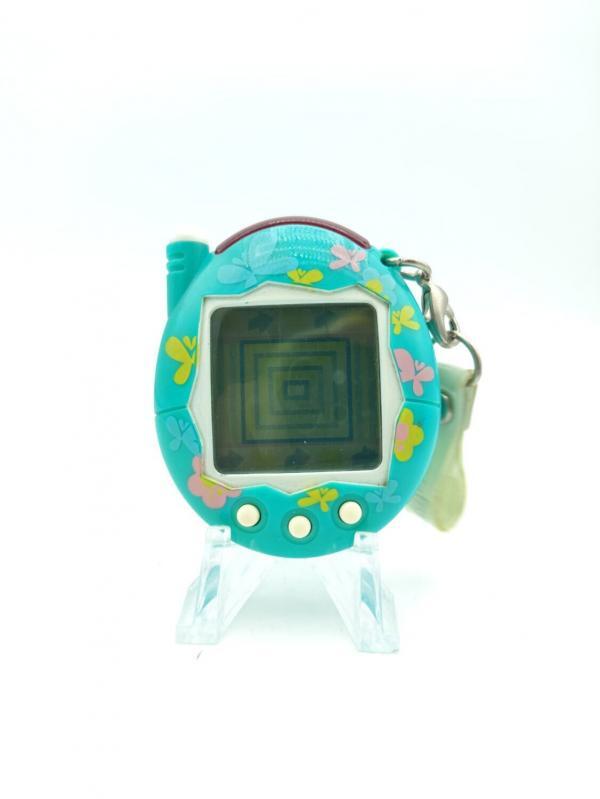 Tamagotchi Keitai Kaitsuu! Tamagotchi Plus Butterfly Blue Boutique-Tamagotchis 2