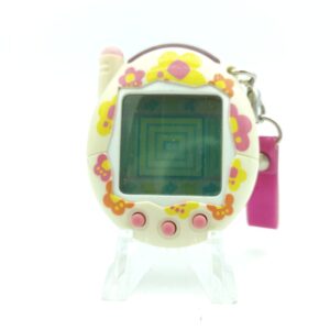 Tamagotchi Keitai Kaitsuu Tamagotchi Plus White Flowering Bandai Boutique-Tamagotchis 2