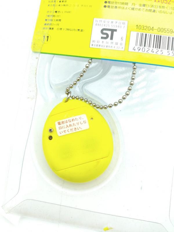 Tamagotchi Original P1/P2 Yellow w/ orange Bandai 1997 boxed Boutique-Tamagotchis 4