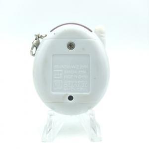 Tamagotchi Keitai Kaitsuu! Tamagotchi Plus Akai All White Boutique-Tamagotchis 2