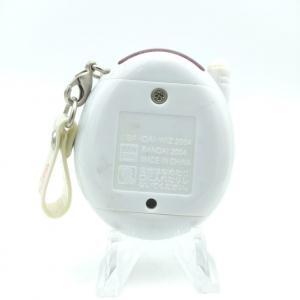 Tamagotchi Keitai Kaitsuu! Tamagotchi Plus Akai All White Boutique-Tamagotchis 2