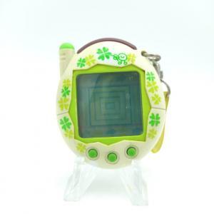 Tamagotchi Keitai Kaitsuu Tamagotchi Plus White Clover Bandai Boutique-Tamagotchis
