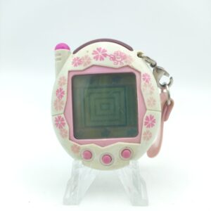 Tamagotchi Keitai Kaitsuu Tamagotchi Plus White Flower Bandai