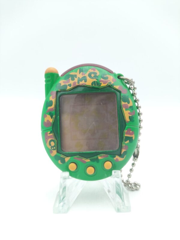 Tamagotchi Keitai Kaitsuu! Tamagotchi Plus Akai Camouflage Green Boutique-Tamagotchis 2