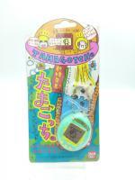 Tamagotchi Original P1/P2 Teal w/ yellow Bandai Japan 1997 Boutique-Tamagotchis 3