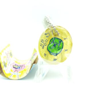 Tamagotchi Bandai Keychain Karaoke yellow kuchipatchi Porte clé Boutique-Tamagotchis