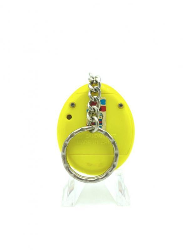 Tamagotchi Original P1/P2 yellow w/ orange Bandai 1997 English Boutique-Tamagotchis 3