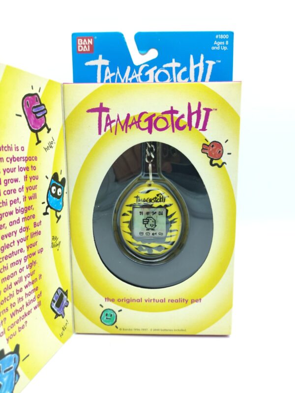 Tamagotchi Original P1/P2 Black w/ yellow Tiger Bandai 1997 English Boutique-Tamagotchis 2