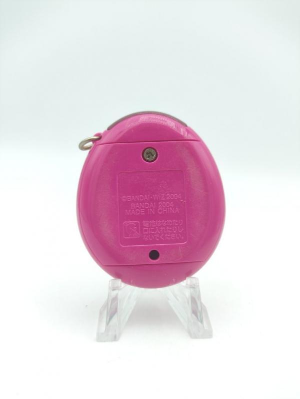 Tamagotchi Plus Connection Version 1 Love Berry Collector Pink Boutique-Tamagotchis 3