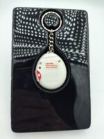 Tamagotchi Original P1/P2 white w/ blue Bandai 1997 English Boutique-Tamagotchis 8