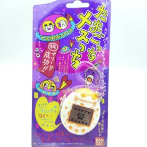 Tamagotchi Osutchi Mesutchi White w/ orange Bandai japan boxed