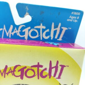 Tamagotchi Original P1/P2 green camo Bandai 1997 English Boutique-Tamagotchis 2