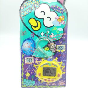 RakuRaku Dinokun Dinkie Dino Pocket Game Virtual Pet Yellow Boutique-Tamagotchis RakuRaku Dinokun Dinkie Dino Pocket Game Virtual Pet Yellow Boutique-Tamagotchis
