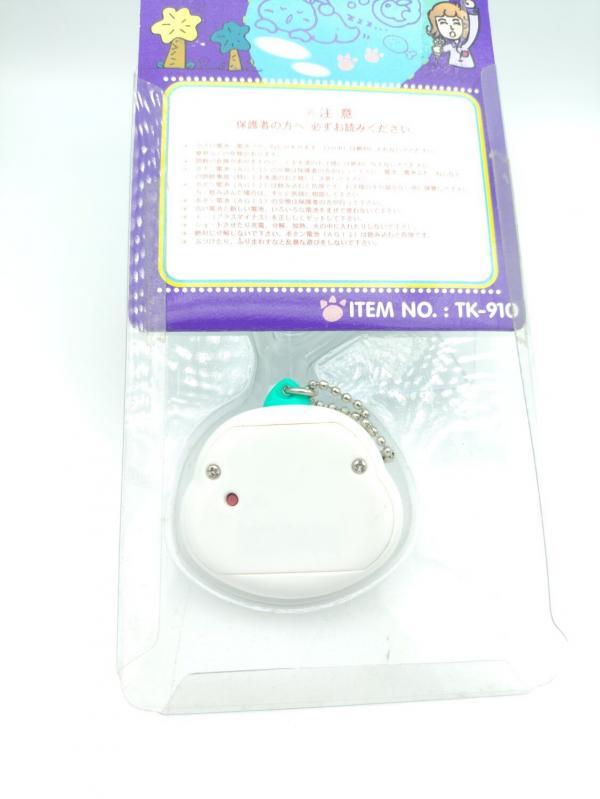 RakuRaku Dinokun Dinkie Dino Pocket Game Virtual Pet white Boutique-Tamagotchis 4 RakuRaku Dinokun Dinkie Dino Pocket Game Virtual Pet white Boutique-Tamagotchis 4