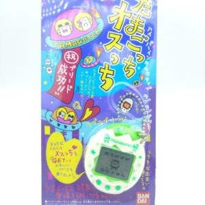 Tamagotchi Osutchi Mesutchi White w/ green Bandai japan boxed Boutique-Tamagotchis