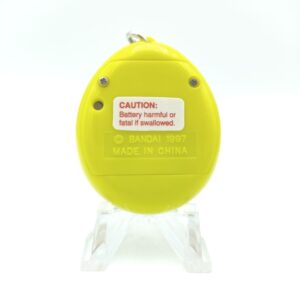 Tamagotchi Original P1/P2 Yellow w/ orange Bandai 1997 Boutique-Tamagotchis 2