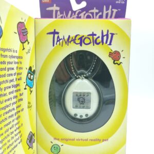 Tamagotchi Original P1/P2 White Bandai 1997 English Boutique-Tamagotchis Tamagotchi Original P1/P2 White Bandai 1997 English Boutique-Tamagotchis