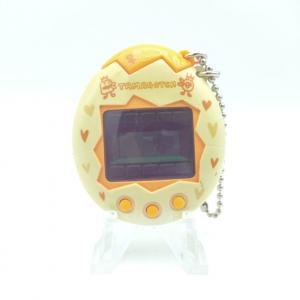 Tamagotchi Osutchi Mesutchi White w/ orange Bandai japan Boutique-Tamagotchis Tamagotchi Osutchi Mesutchi White w/ orange Bandai japan Boutique-Tamagotchis
