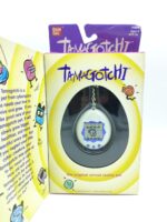 Tamagotchi Original P1/P2 White w/ blue Bandai 1997 English Boutique-Tamagotchis 6