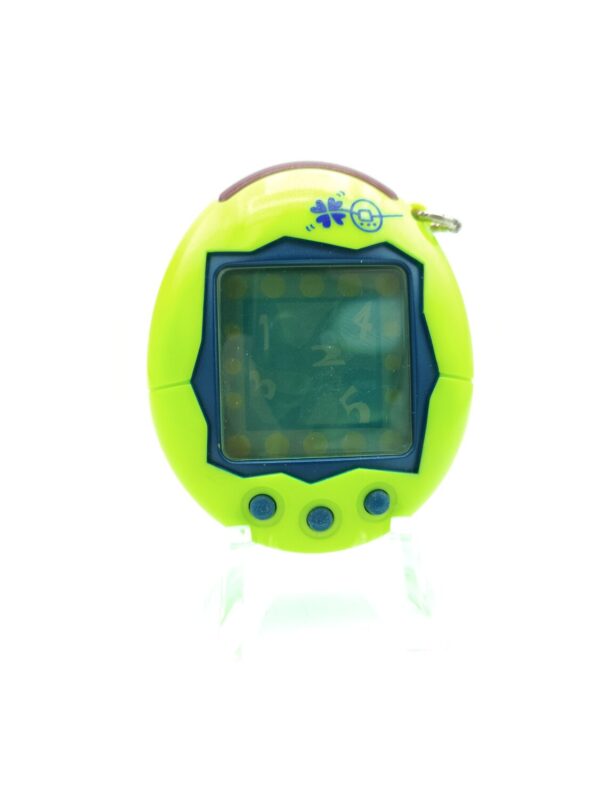 Tamagotchi Plus Connection Version 1 Clover green bandai Boutique-Tamagotchis 2 Tamagotchi Plus Connection Version 1 Clover green bandai Boutique-Tamagotchis 2