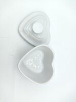 Le Creuset  Heart Cocotte Petite Ramekin D&rsquo;amour White with Lid Japan Boutique-Tamagotchis 6