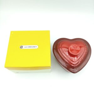 Le Creuset  Heart Cocotte Petite Ramekin D&rsquo;amour Red with Lid Japan Boutique-Tamagotchis