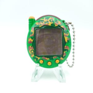 Tamagotchi Keitai Kaitsuu! Tamagotchi Plus Akai Camouflage Green