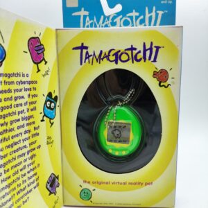 Tamagotchi Original P1/P2 Green w/ yellow Original Bandai 1997
