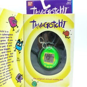 Tamagotchi Original P1/P2 Green w/ yellow Original Bandai 1997 Boutique-Tamagotchis